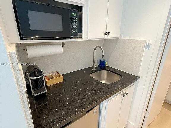 4th image of 5445 Collins Ave APT 635