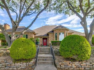 3005 Faulkner Dr, Rowlett, TX 75088