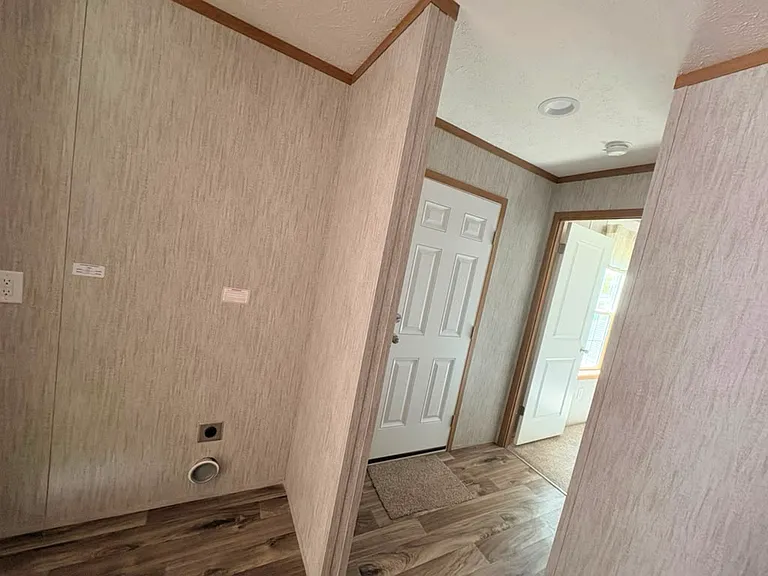 156 Shenango Park Rd #105 — Photo 12