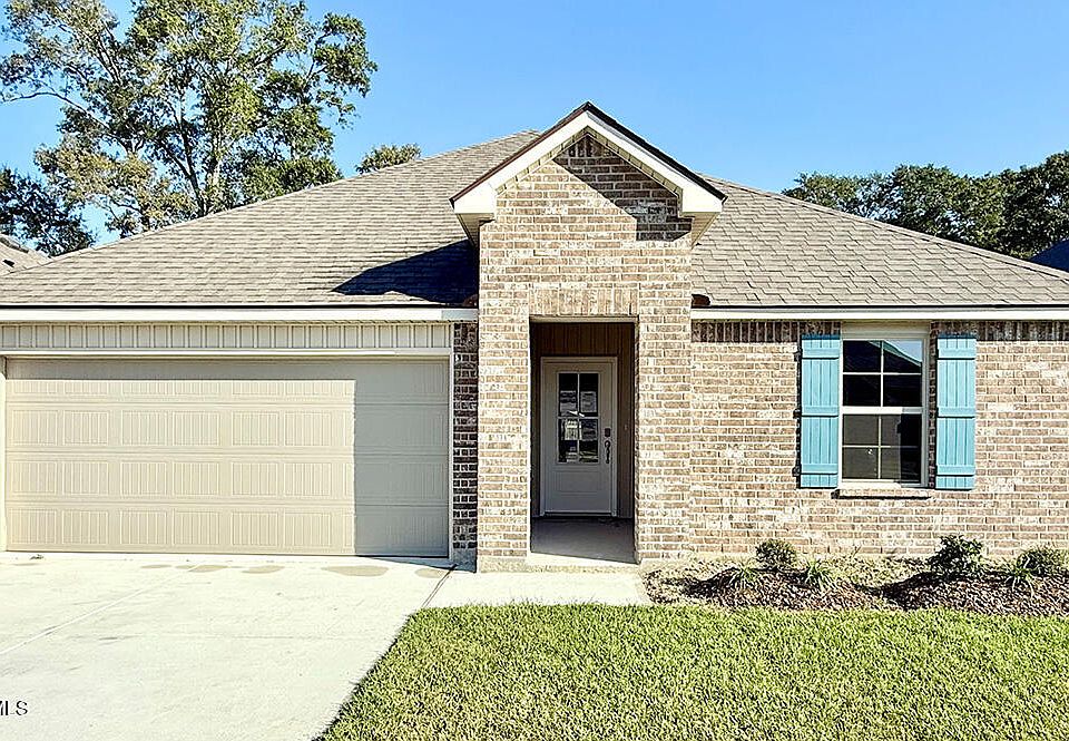 1st image of 325 White Pine Dr