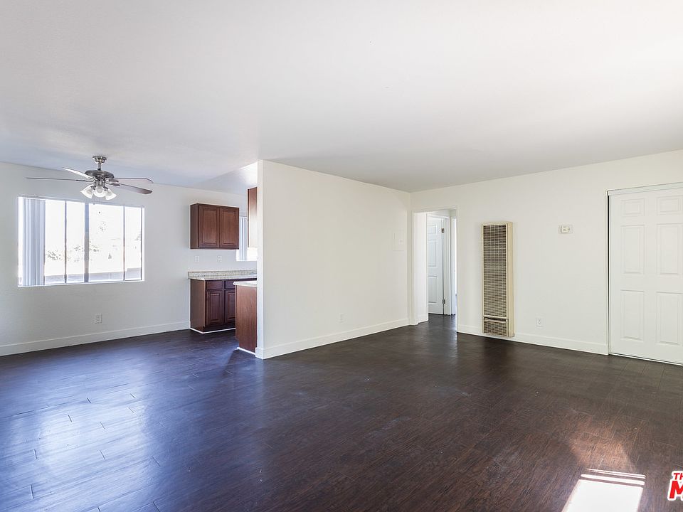1st image of 501 E Hyde Park Pl #6