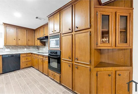 8102 Autumn Willow Dr — Photo 40