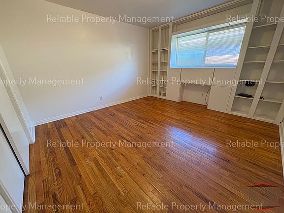 3rd image of 1025 Bower Dr