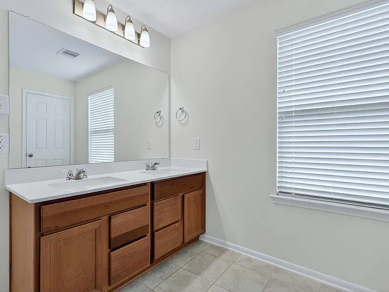 3322 Nila Creek Dr — Photo 21
