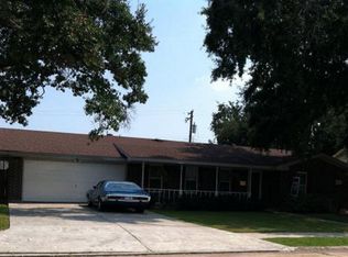 3153 Sandalwood Dr, Port Neches, TX 77651