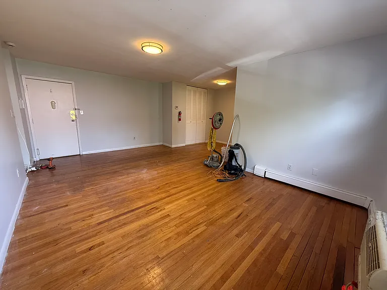 347 Aycrigg Ave #C10 — Photo 2
