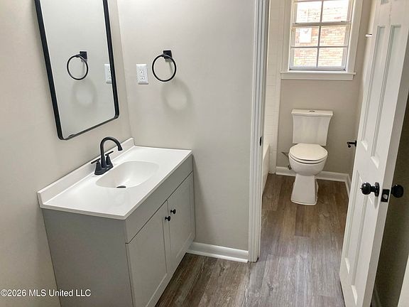 3rd image of 5008 Sunnyvale Dr