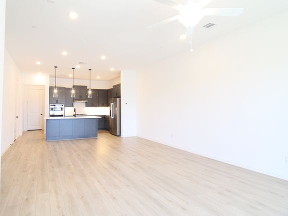 4th image of 1227 Doris May Dr