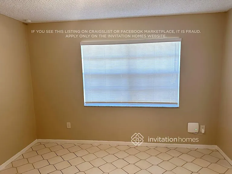 1581 Wyndcliff Dr — Photo 3