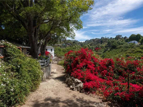 12 Martingale Dr, Rancho Palos Verdes, CA 90275