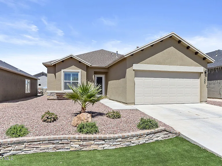 1133 Indigo Sky St — Photo 3