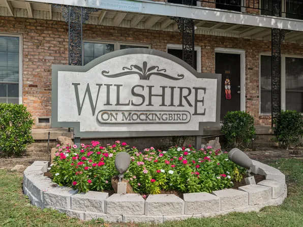 Wilshire on Mockingbird