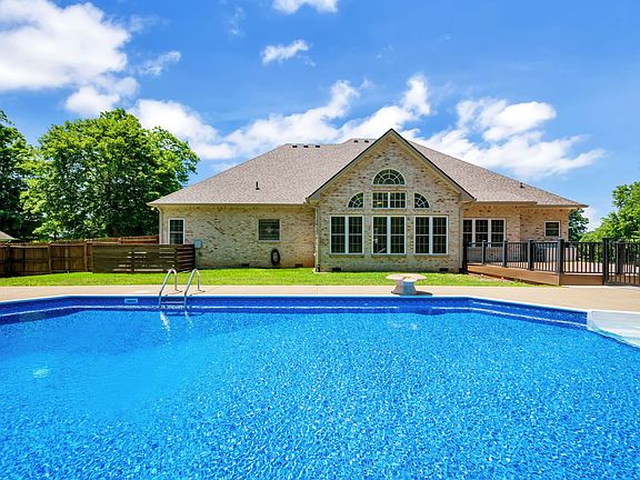4th image of 111 Bryton Ct