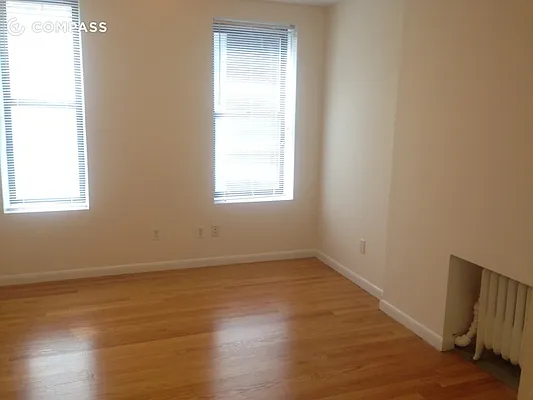 Rented by Compass | media 20