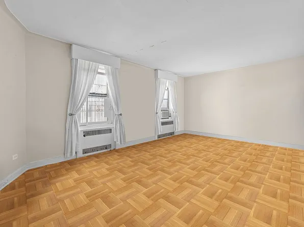 83-80 118th St #6G, Kew Gardens, NY 11415