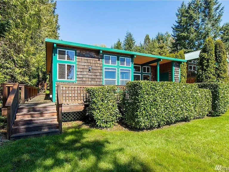 15819 Larch Way — Photo 3