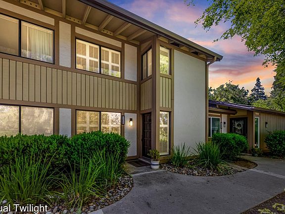 2nd image of 6046 Calle De Rico