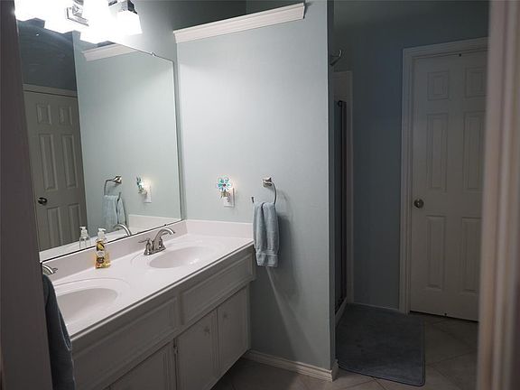 5th image of 3282 Park Falls Ln