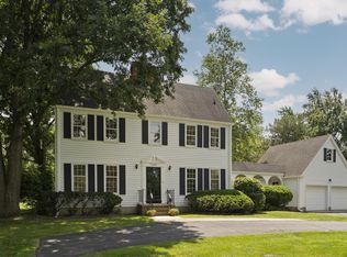 5145 Hensley Dr, Ann Arbor, MI 48103