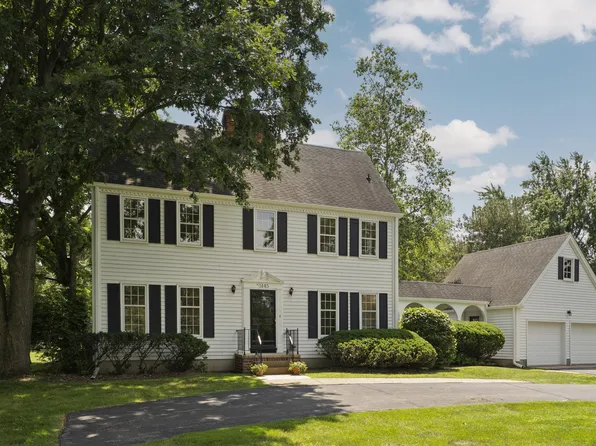 5145 Hensley Dr, Ann Arbor, MI 48103