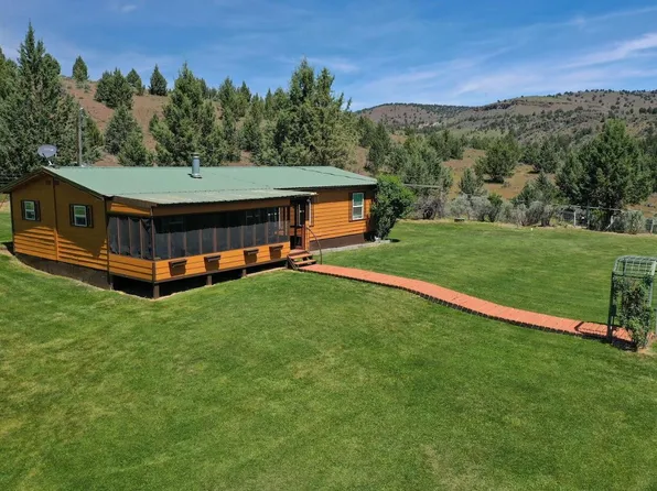 49173 Highway 26, Mount Vernon, OR 97865