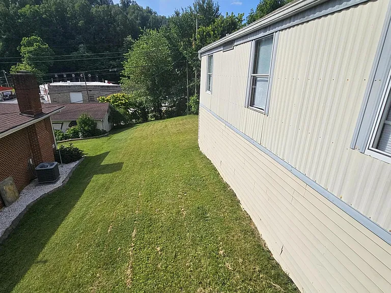 302 Chapel St #302 — Photo 14