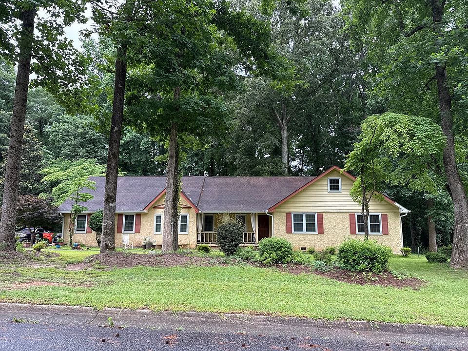 1st image of 8387 Creek St