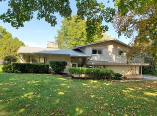 12740 Falcon Dr, Brookfield, WI 53005