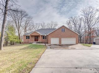 364 Westlake Trl, Litchfield, IL 62056