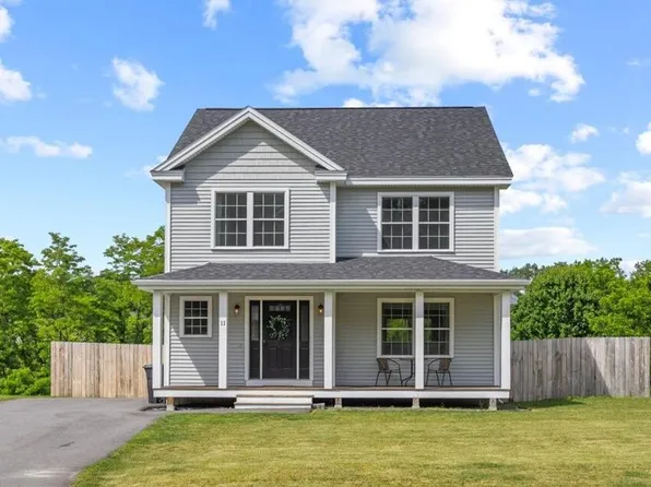 11 Belvedere Drive, Windham, ME 04062
