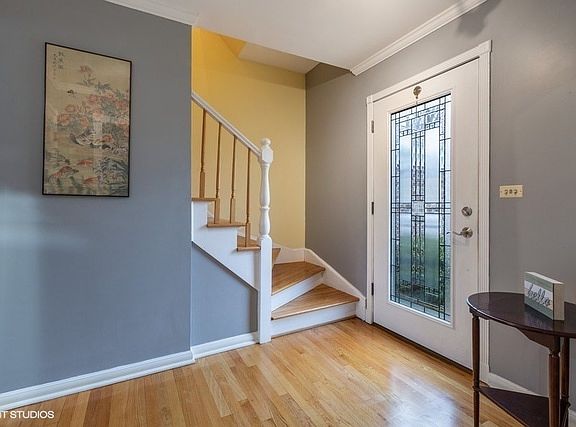 2nd image of 513 Fairlawn Ave