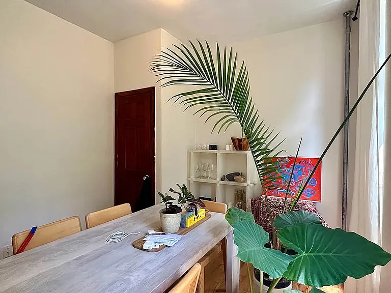 477 Willoughby Ave #2 — Photo 7