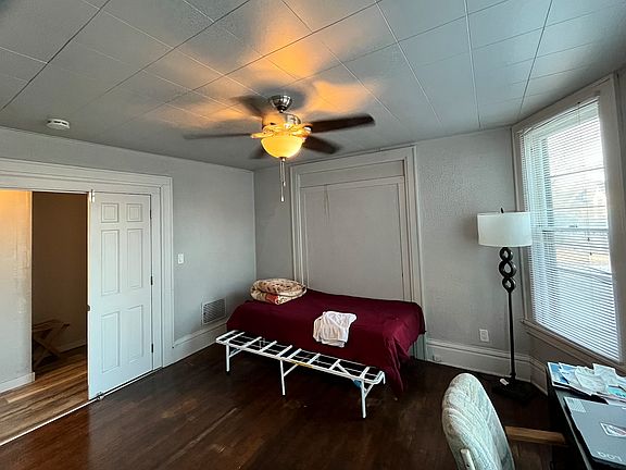 4th image of 1607 Adams St #2