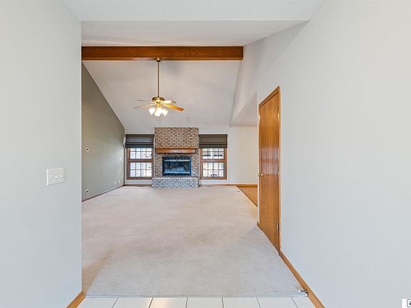 4th image of 10914 S 18th St