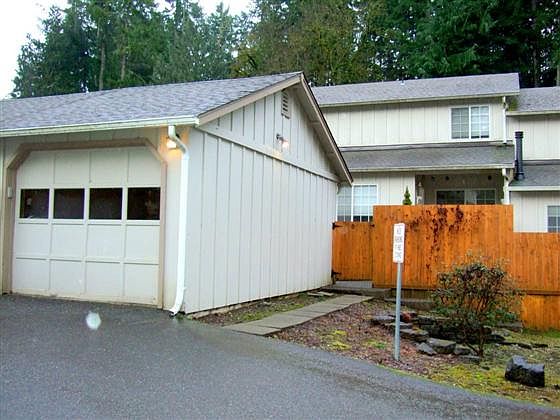 1st image of 2812 E 60th Ln SE Unit D