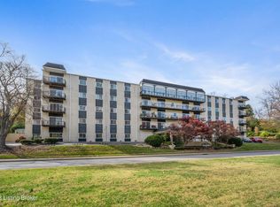 740 Zorn Ave APT 3E, Louisville, KY