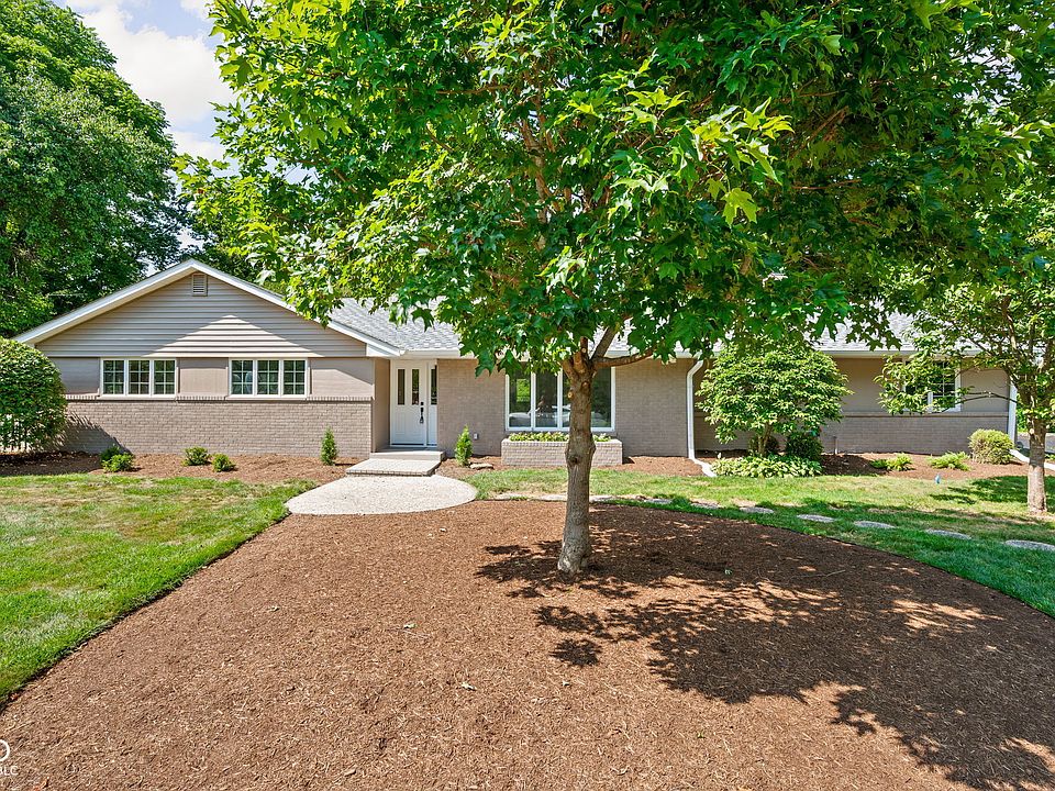 1st image of 624 College Ln