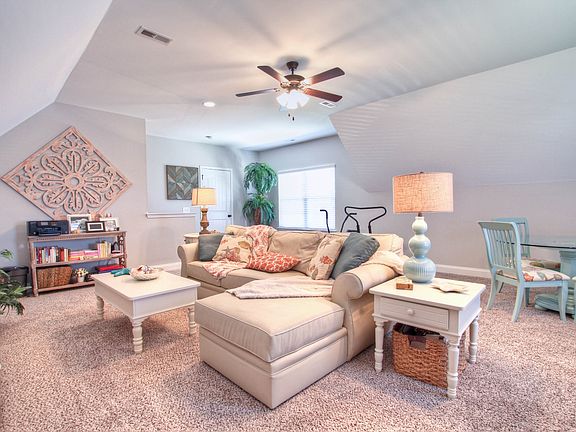 4th image of 2115 Faulkner Springs Dr