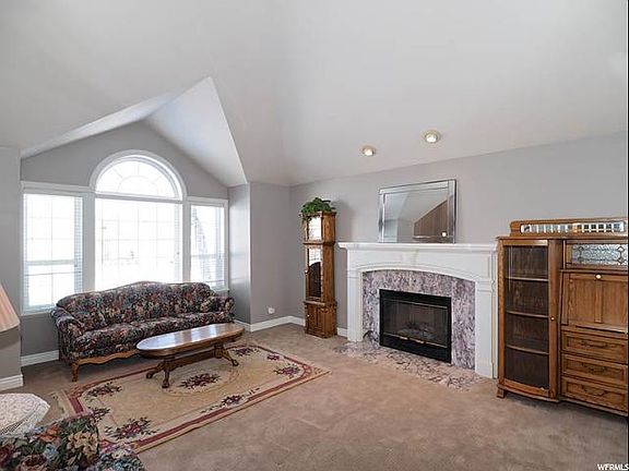 4th image of 9906 S Sterling Park Cir