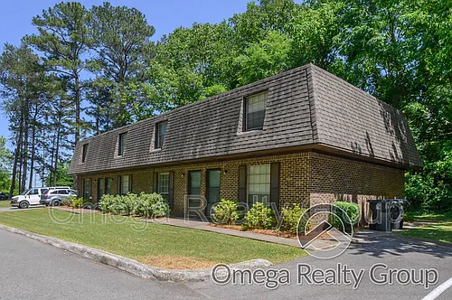4 Indianwood Dr Photo 1