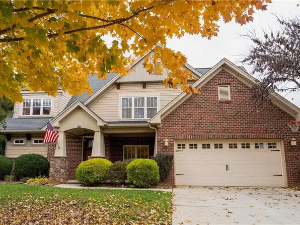 1219 Meadow Chase Dr, Lewisville, NC 27023