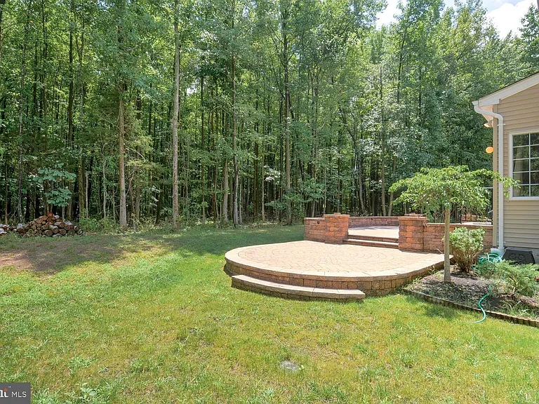 45 Lockwood Dr — Photo 49