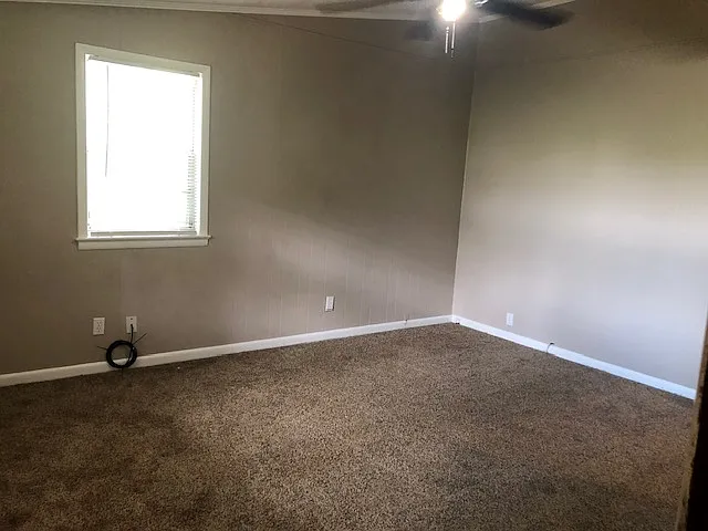 414 Revell Dr — Photo 14