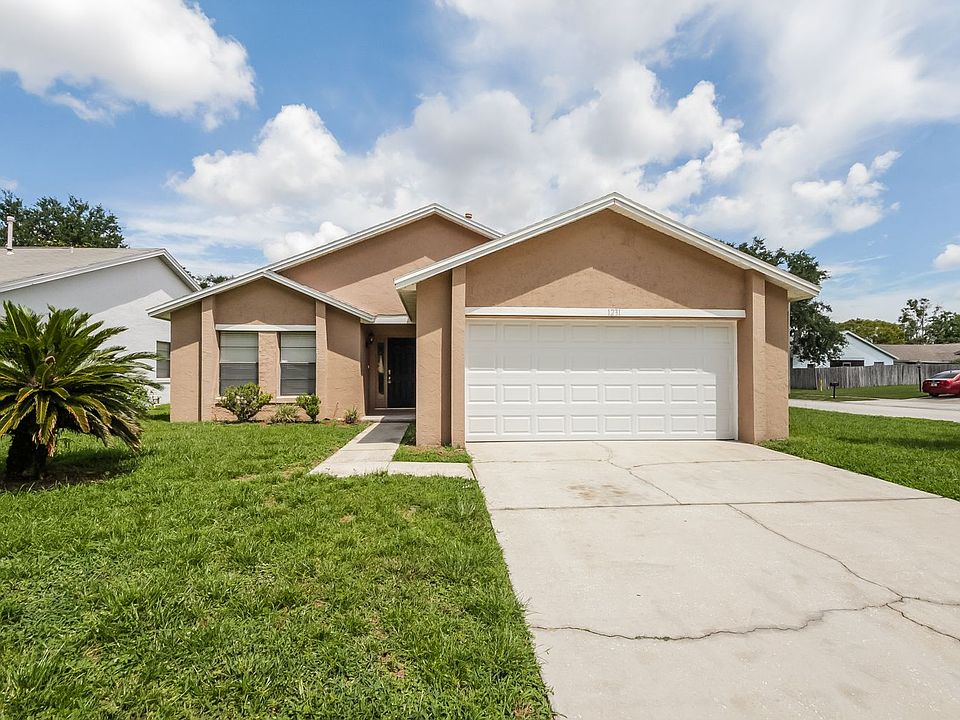 1st image of 1231 Bridlebrook Dr