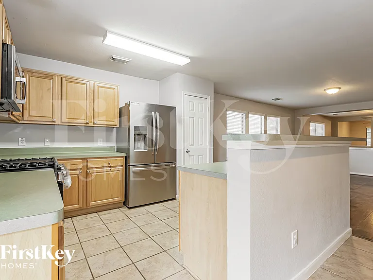 29311 Legends Hill Dr — Photo 9