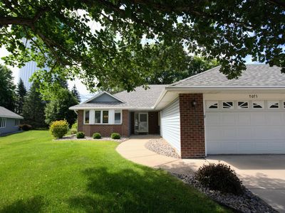 7073 24th St N, Oakdale, MN, 55128