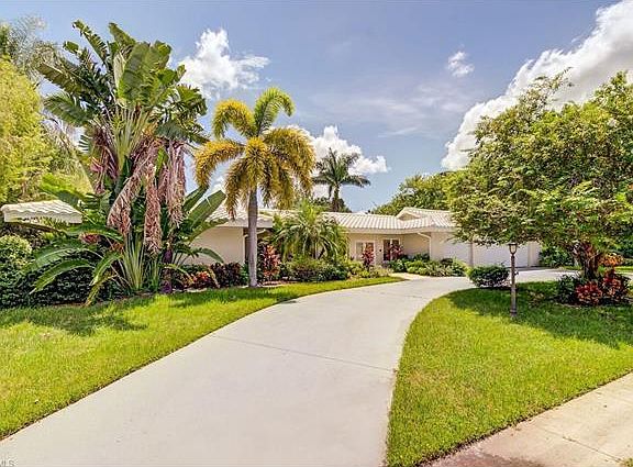 3rd image of 16942 Timberlakes Dr