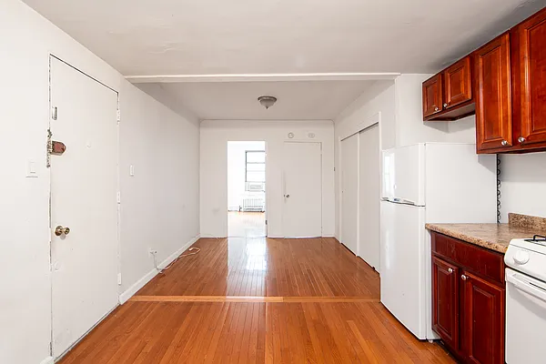 Rented by Living New York | media 3