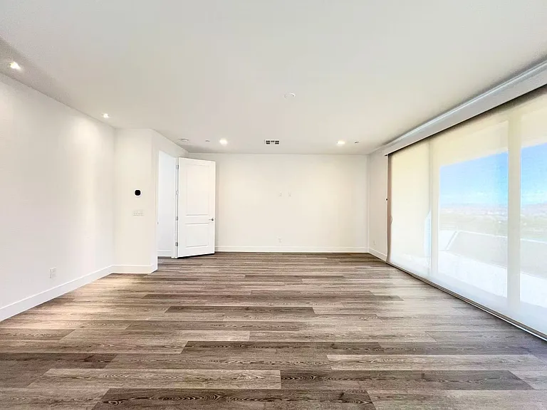 10743 Patina Hills Ct — Photo 29