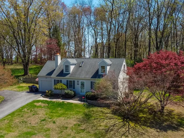 124 Columbia Dr, East Fallowfield, PA 19320